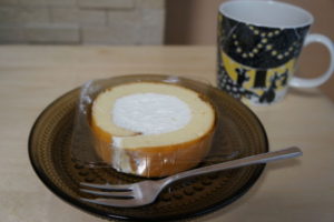 モンテール　糖質制限　ロールケーキ