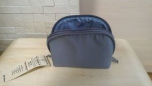 muji round wide pouch